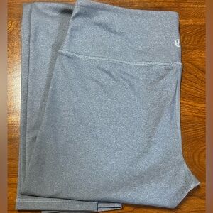 Lululemon Silver Gray Leggings EUC